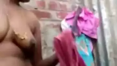 Local blouse strip show