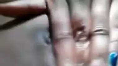 Today Exclusive-sexy Look Desi Girl Showing Her Boobs And Pussy Fingerring Part 2