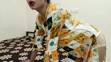 She fucked by his stepson and giving blowjob in fucked in her ass Indian hindi audio