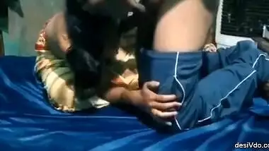 Desi wife sucking deepthroat and fucking 2 video clip