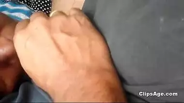 Desi maid taking for a drive in car and made to suck lund