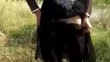 Guy doesn't want to walk with Desi girlfriend but see her XXX boobies