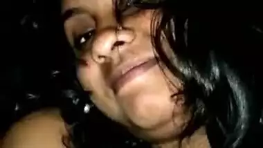 Desi with saggy boobs takes XXX poses on cam in video that becomes MMS