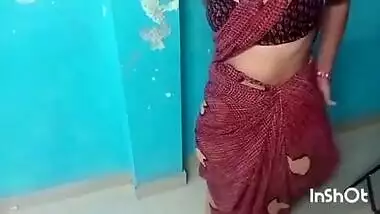 A nasty guy bangs his married neighbor in a desi porn video