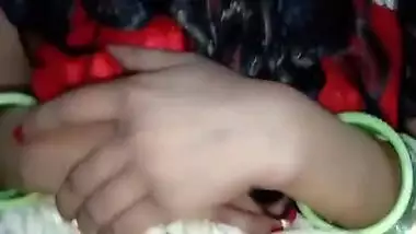 Indian Desi Bhabhi, Desi Bhabhi And Indian Bhabhi - Nayi Naweli Dulhan Ki Mari Bade Bhaiya Ne Gand