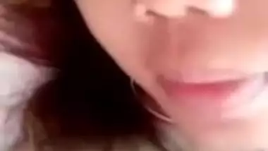 Desi whore exposes XXX body parts on cam filming close-up solo video