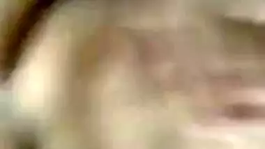 Naughty Desi gal films XXX video in which she nicely rubs own muff