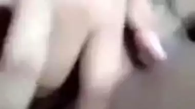 Desi Boudi with black hair does XXX porn of herself fingering her pussy