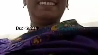 Bored Desi aunty calls the stud to surprise him with big breasts
