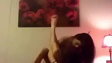 A gay fucks a young guy’s asshole in the Indian gay sex video