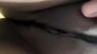 indian sexy bhabhi showing her body to her boss to select for the job