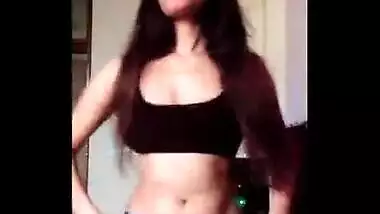 hot delhi college babe tina bhati erotic saggy navel show in black bra