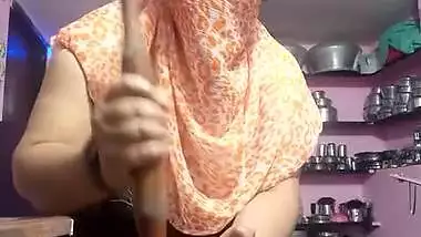 Ssweety Bhabhi Hot Boobs show