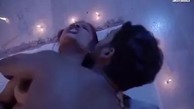 Hot Indian In Khel Khel Me Dost Ki Bhen Ko Diya Muh Ne