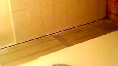 Girl spying on her stepmom having nude bath