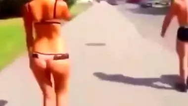 Desi Aunty And Desi Bhabhi In Has Sex With Hotel Service Boy With A Big Cock