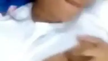 Sexy Lankan Girl Showing Boobs And Pussy