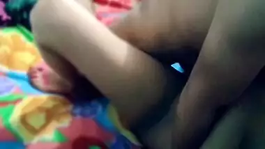 Devar Ko Dekh Bhabhi Ne Apni Garm Choot Me Uska Lund Dala Aur Chillane Lagi