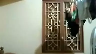 Indian female with fat belly and tiny boobs poses naked for XXX show