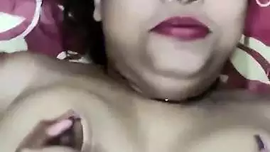 Big boob lady enjoys sex with Devar in the Bhabhi sex video