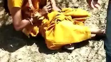 Today Exclusive- Desi Village Cheating Wife Out Door Sex With Lover Record By Village Guy