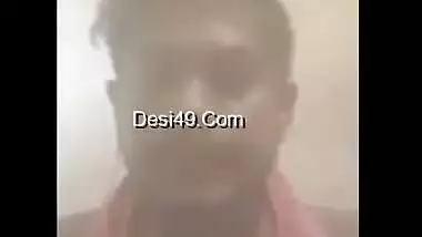 Today Exclusive- Sexy Desi Girl Showing Her Boobs And Pussy On Video Call