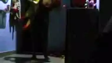 Naked Desi woman walks into apartment without knowing that XXX tenant films sex video