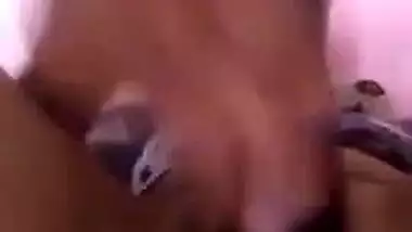 Paki hottie owned by aubergine on XXX bed in sex webcam chudai show