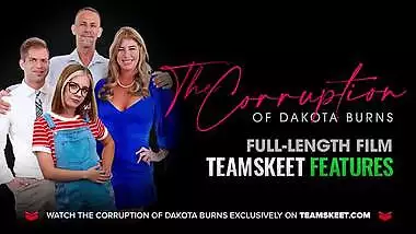 FreeUse Fantasy - Sexy Blonde Teen Crashed Into Her Friends Place gets Fucked By Her Boyfriend