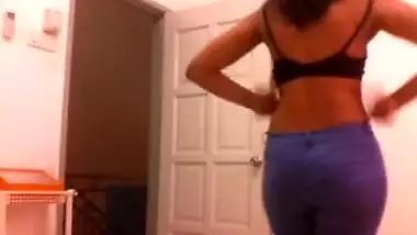 Indian Wife Sex Changing After Shower Recorded On Mobile Cam MMS