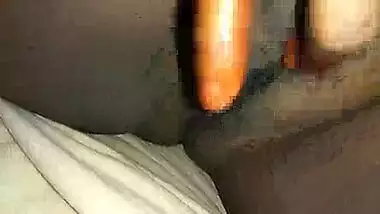 tamil aunty telugu aunty kannada aunty malayalam aunty Kerala aunty hindi bhabhi horny desi north ndian south indian horny vanitha wearing saree villa