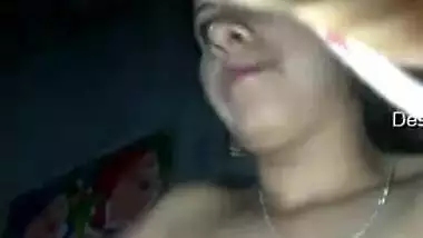 Desi mom wants sex and silently touches clitoris in front of camera