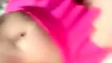 Just awesome instagram babe Gunnjan Aras poses all nude on the webcam