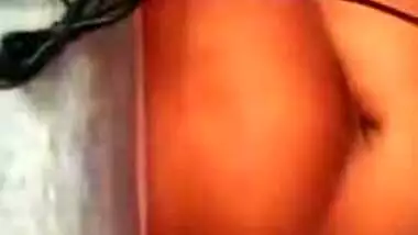 Minx wants Desi men's porn imagination to be focused on her body