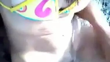 india callgirl doing bacchanal giving to 4 guys and fucked in the face