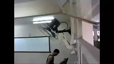 Indian sex scandal of hot college girl with classmate