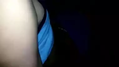 Desi homemade sex! Sexy indian aunty in blue saree coming for sex