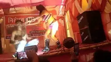 Indian Record Dance Video Pussy Licking On Stage